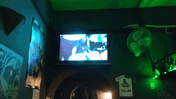 Animation showing the app in action in the bar